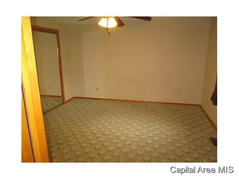 1 Centennial Dr, Franklin, IL 62638 photo 8