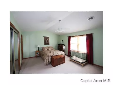 1804 Strawberry Ln, Springfield, IL 62711 photo 10