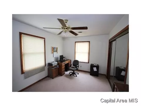1804 Strawberry Ln, Springfield, IL 62711 photo 12