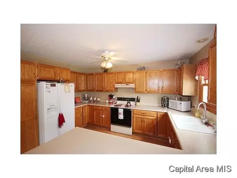 1804 Strawberry Ln, Springfield, IL 62711 photo 7