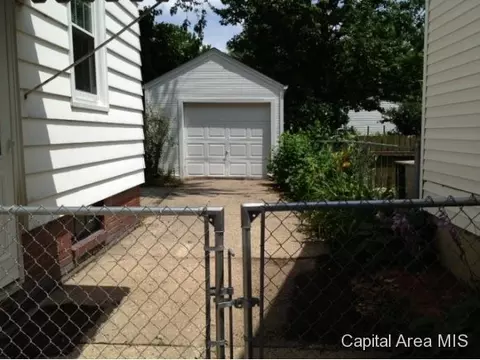216 N Illinois, Springfield, IL 62702 photo 4
