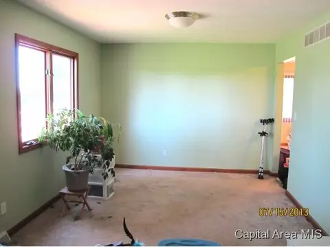 6174 Workman Rd, New Berlin, IL 62670 photo 9