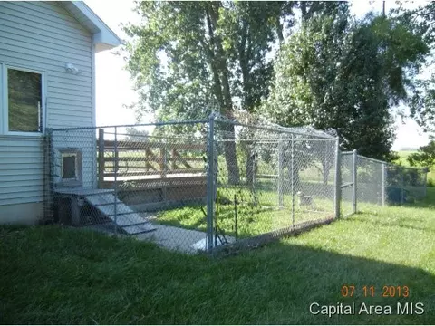 6174 Workman Rd, New Berlin, IL 62670 photo 5