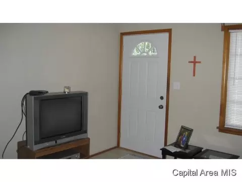 3337 S 01st St, Springfield, IL 62703 photo 5