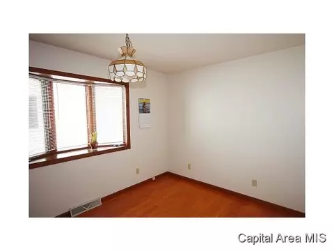 4305 Pickfair, Springfield, IL 62703 photo 2