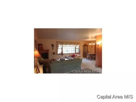 103 Oakmont, Springfield, IL 62704 photo 2