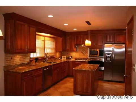 103 Oakmont, Springfield, IL 62704 photo 8