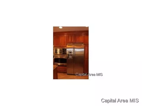 103 Oakmont, Springfield, IL 62704 photo 5