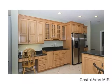 6200 Abercromby Rdg, Springfield, IL 62711 photo 7