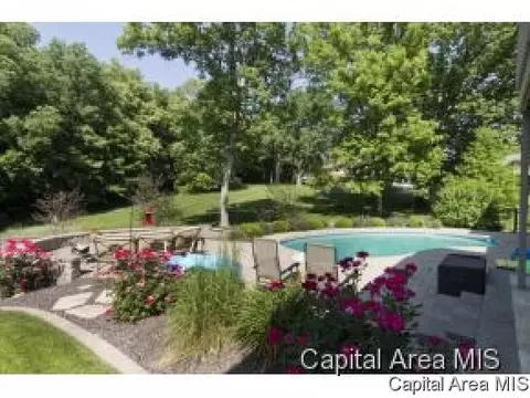 6200 Abercromby Rdg, Springfield, IL 62711 photo 3