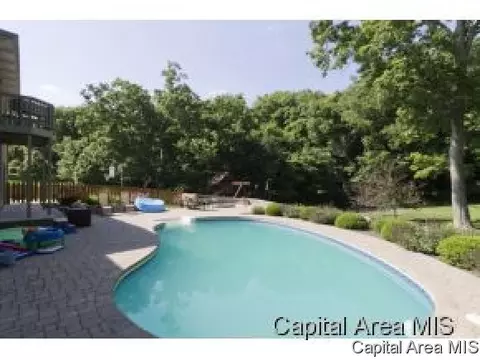 6200 Abercromby Rdg, Springfield, IL 62711 photo 2