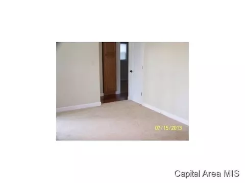 49 Lilac Ln, Springfield, IL 62702 photo 2