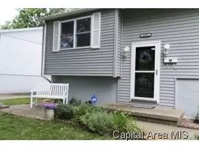 1915 N Albany, Springfield, IL 62702 photo 2