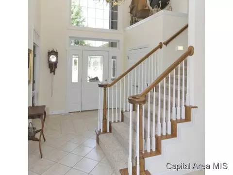 2320 Mariners Point Ln, Springfield, IL 62712 photo 3