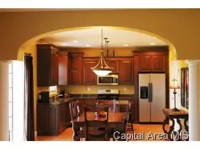 2116 Harbor Lndg, Springfield, IL 62712 photo 2