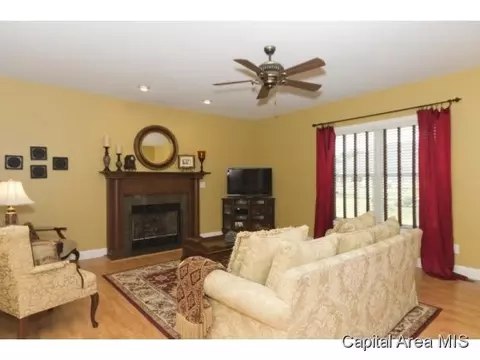 2116 Harbor Lndg, Springfield, IL 62712 photo 23