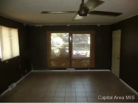 2245 S 12th, Springfield, IL 62703 photo 3