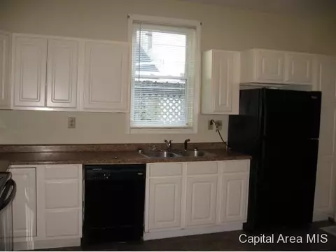 1031 N 6th St, Springfield, IL 62702 photo 4