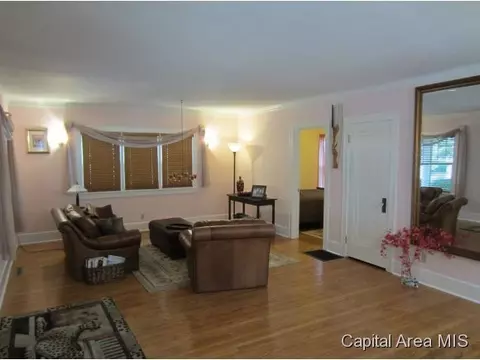 2017 S 4th St, Springfield, IL 62704 photo 6