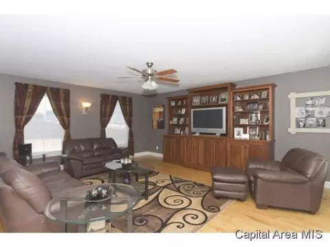 3529 Tamarak, Springfield, IL 62712 photo 11