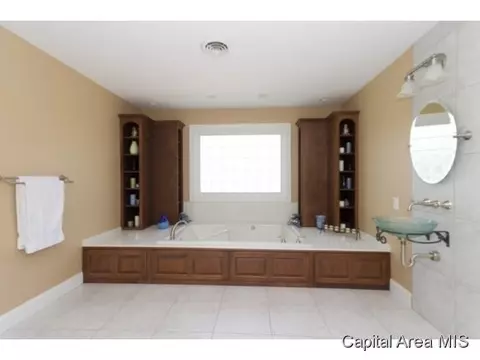 3529 Tamarak, Springfield, IL 62712 photo 14