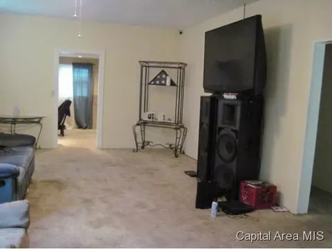 100 Scarritt, Springfield, IL 62704 photo 8