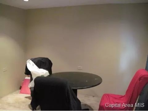 100 Scarritt, Springfield, IL 62704 photo 9
