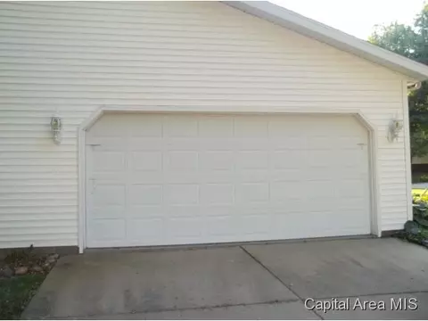 8000 Hunt Rd, Springfield, IL 62712 photo 17
