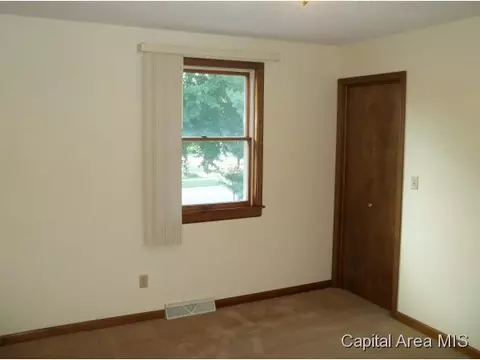 8000 Hunt Rd, Springfield, IL 62712 photo 14