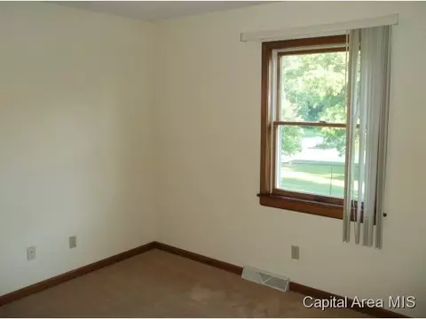 8000 Hunt Rd, Springfield, IL 62712 photo 15