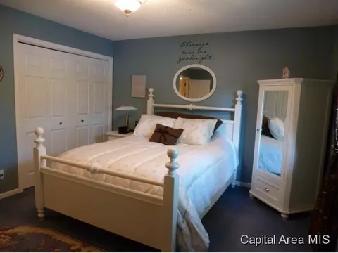 2221 Montclair, Springfield, IL 62704 photo 14