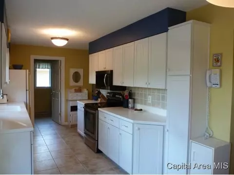 2221 Montclair, Springfield, IL 62704 photo 6