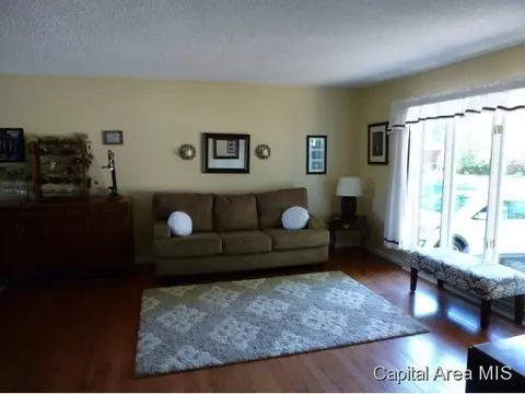 2221 Montclair, Springfield, IL 62704 photo 12