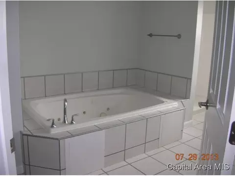 3508 Peach Tree Dr, Springfield, IL 62711 photo 12
