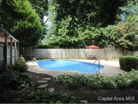 1625 Ruth Pl, Springfield, IL 62704 photo 6