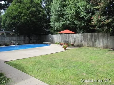 1625 Ruth Pl, Springfield, IL 62704 photo 15