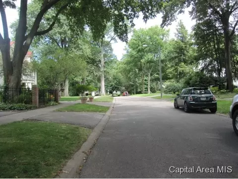 1625 Ruth Pl, Springfield, IL 62704 photo 17
