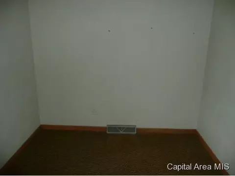 2207 E Keys Ave, Springfield, IL 62702 photo 11