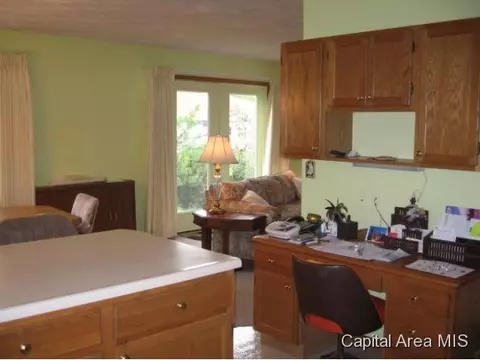2409 Glencoe, Springfield, IL 62704 photo 6