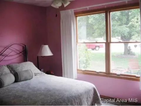 2409 Glencoe, Springfield, IL 62704 photo 9