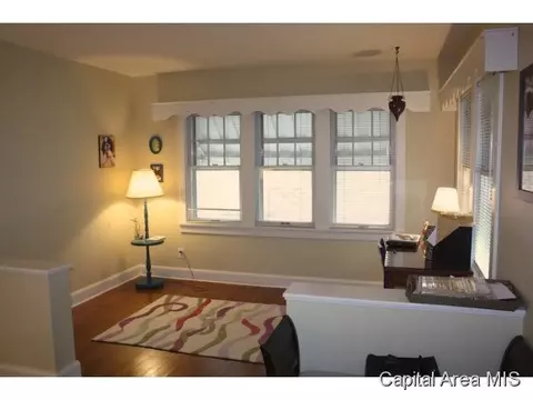 2444 S 7th St, Springfield, IL 62703 photo 8