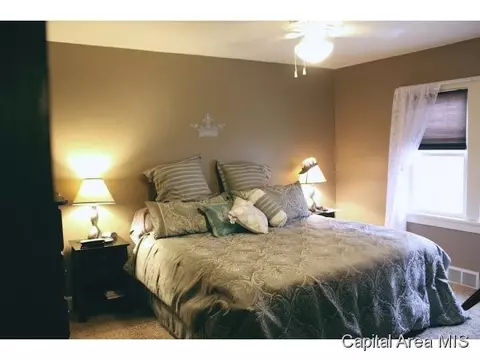 2444 S 7th St, Springfield, IL 62703 photo 12