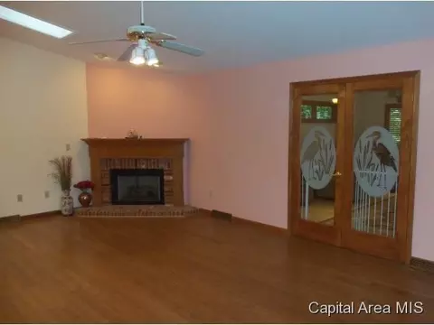 3114 Cascade, Springfield, IL 62704 photo 4