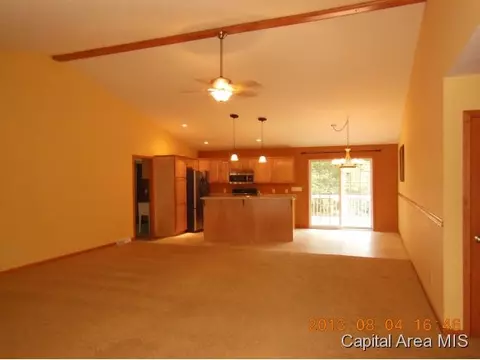 602 S Loft Ln, Athens, IL 62613 photo 2
