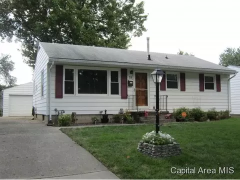 33 Midland Ct, Springfield, IL 62702 photo 1