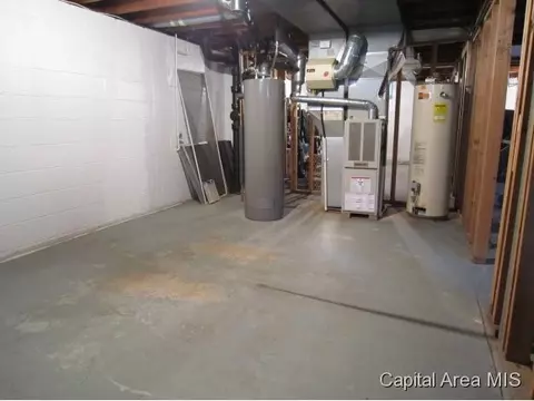 33 Midland Ct, Springfield, IL 62702 photo 13