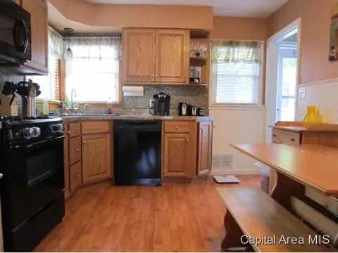 33 Midland Ct, Springfield, IL 62702 photo 6