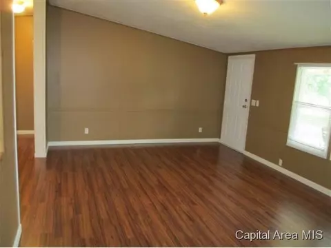 6 Morris Ln, Franklin, IL 62638 photo 3