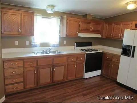 6 Morris Ln, Franklin, IL 62638 photo 4