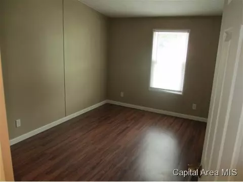 6 Morris Ln, Franklin, IL 62638 photo 5
